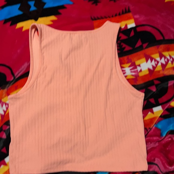 Pink crop top - Picture 2 of 2